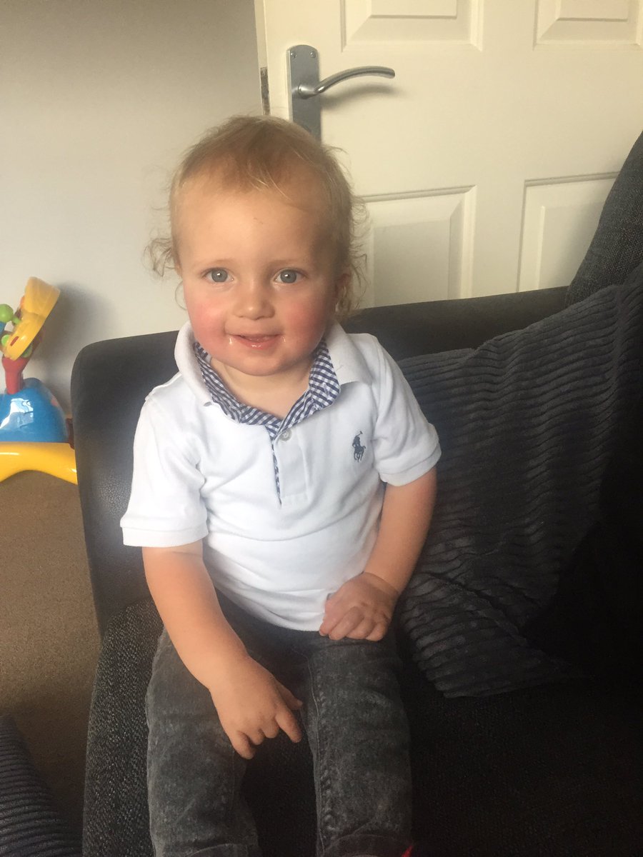 LexaTee's tweet image. Still fits my little prawn @_lauraxwallace_ #qualitythreads #luckyboy