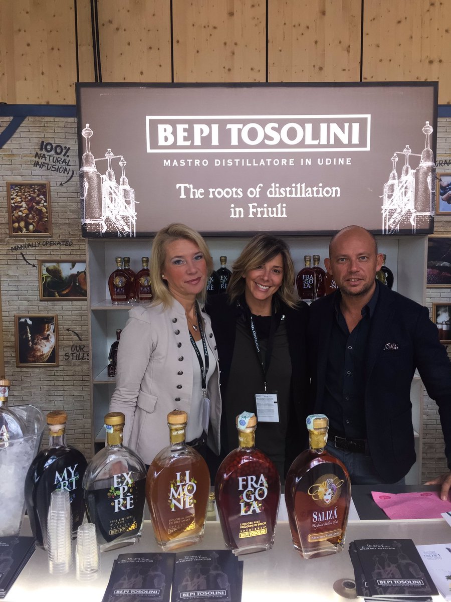 Second day at Bar Convent Berlin #bcb16 with @BepiTosolini <a href="/lisatoso/">lisa tosolini</a>