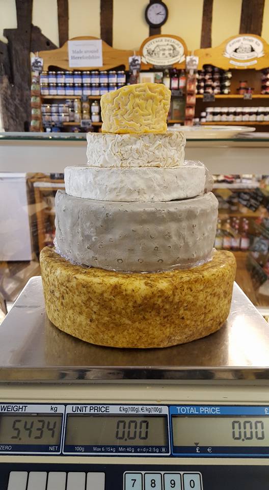 ShopLeominster's tweet photo. #marcheshour @mousetrapcheese have a fantastic #cheesecake ! with #personalservice https://t.co/2YyAvKhUFa @TheGBHighSt #GBHighSt https://t.co/hO65Bca0jy