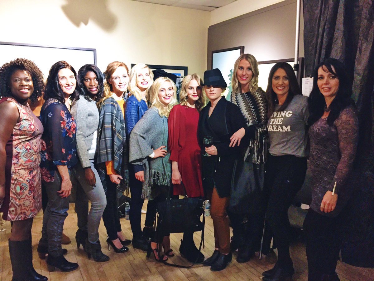 GalleryCalorie's tweet photo. A BIG thank you to all of the wonderful female models at our #SippinwithStyle event! We couldn't have done it without you #Artemis #YYC https://t.co/7AeIZbhnBB