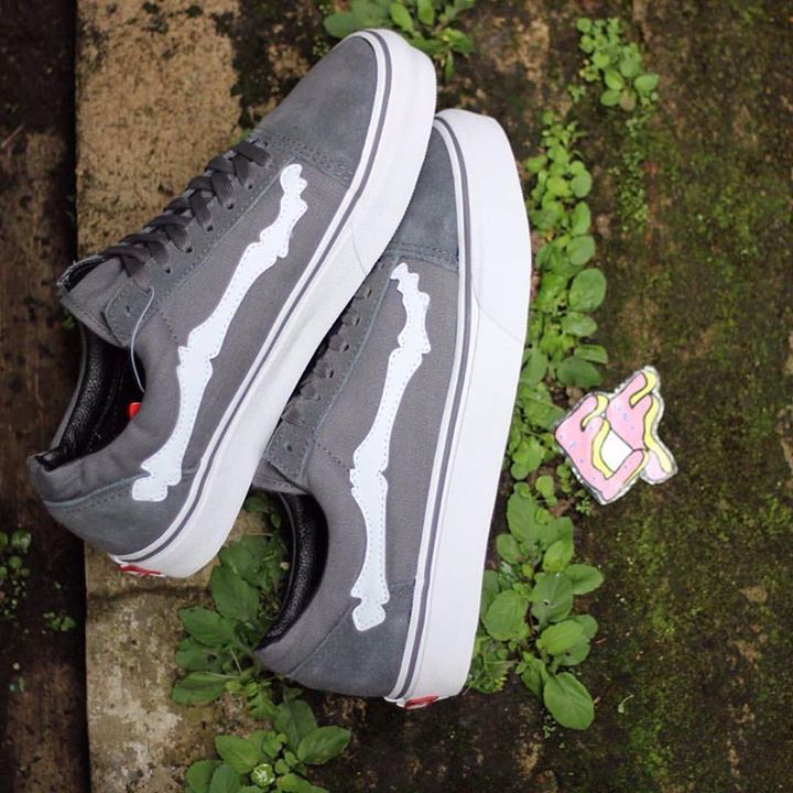 earthflakes tweet media