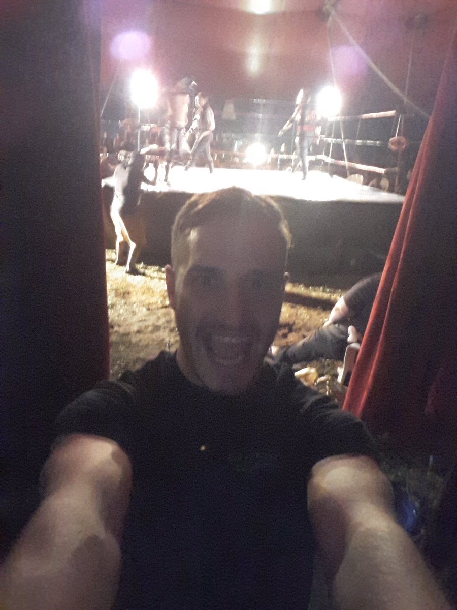 Fameisames's tweet photo. That performer life!! #fameisames https://t.co/waLOaWPyy5
