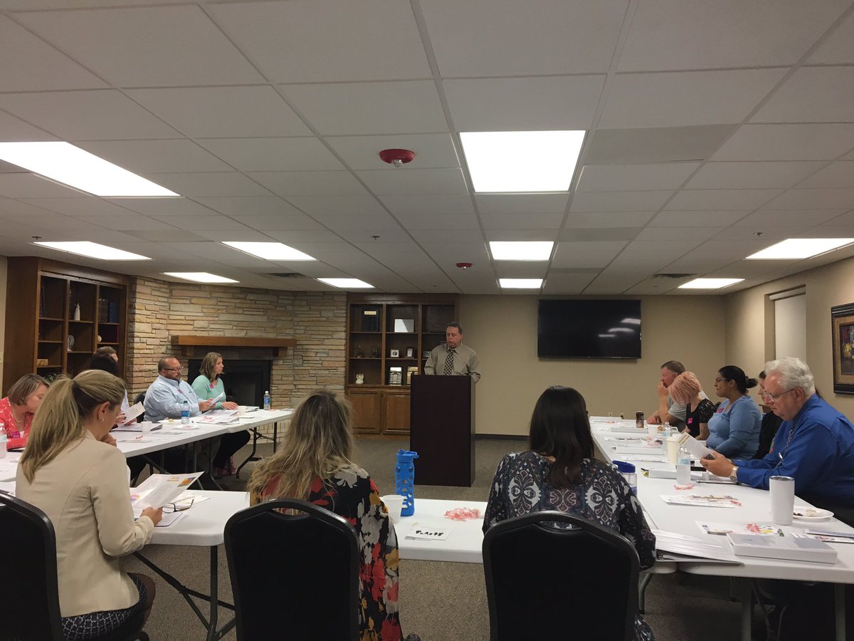 erin_liberton's tweet photo. #LPC2017 kicks off Civic &amp; Human Services Day @ HONCO in @PoncaCity! #PCChamber #PoncaCity https://t.co/CCWk0cj7hg