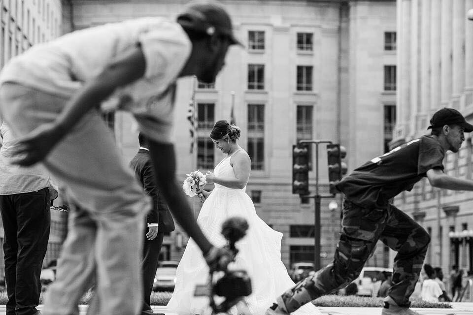 NatWongsaroj's tweet photo. Embracing the moment! Wedding photography is not just about nice, pretty and clean image! Right, @CompletelyY ? https://t.co/i8ZxDLTxhw