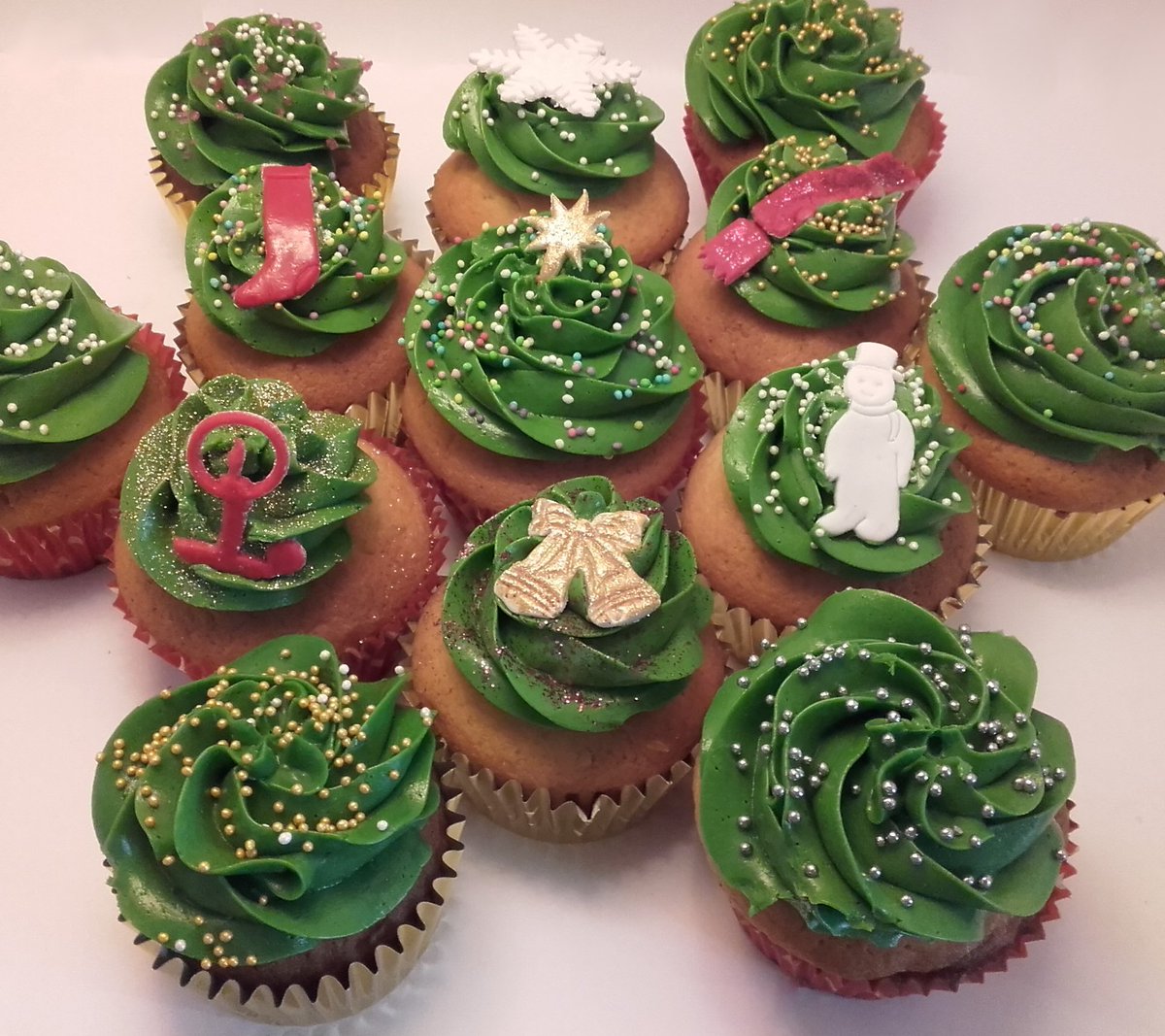 ladylakris's tweet photo. #gratiscupcakes #følgos #tilbørn  #Gratisworkshop 
Følg os og kom til et Gratis jule cupcake workshop til børn. https://t.co/C92WgiMpjQ