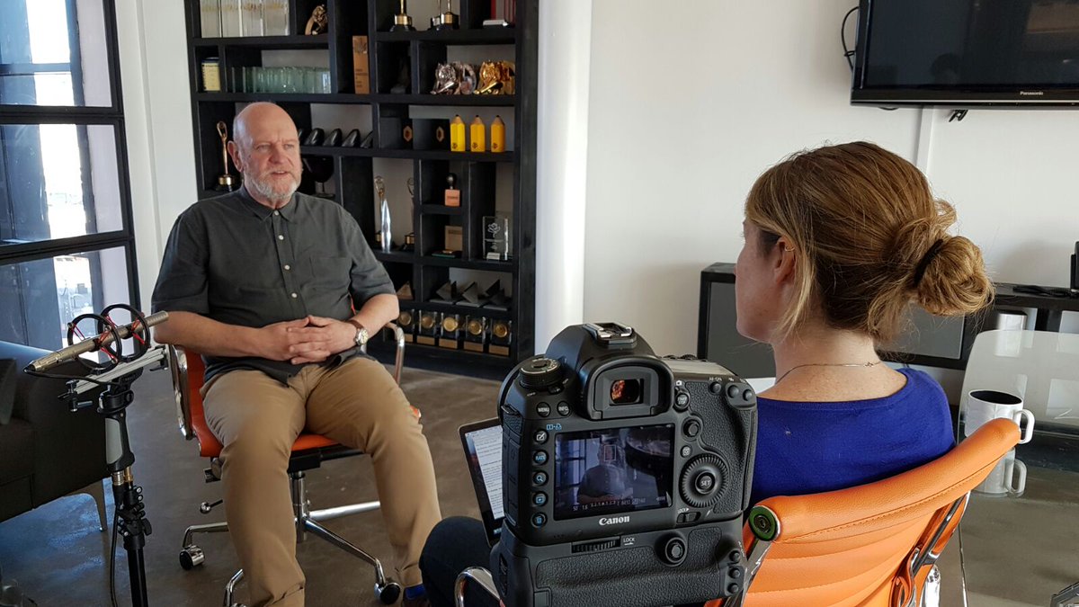 ComputerArts's tweet photo. Ben Casey of @_thechase_ talking to @JuliaSagar about design, craft and carving out the core idea #DesignerSeries #issue260 https://t.co/HTXERswx78