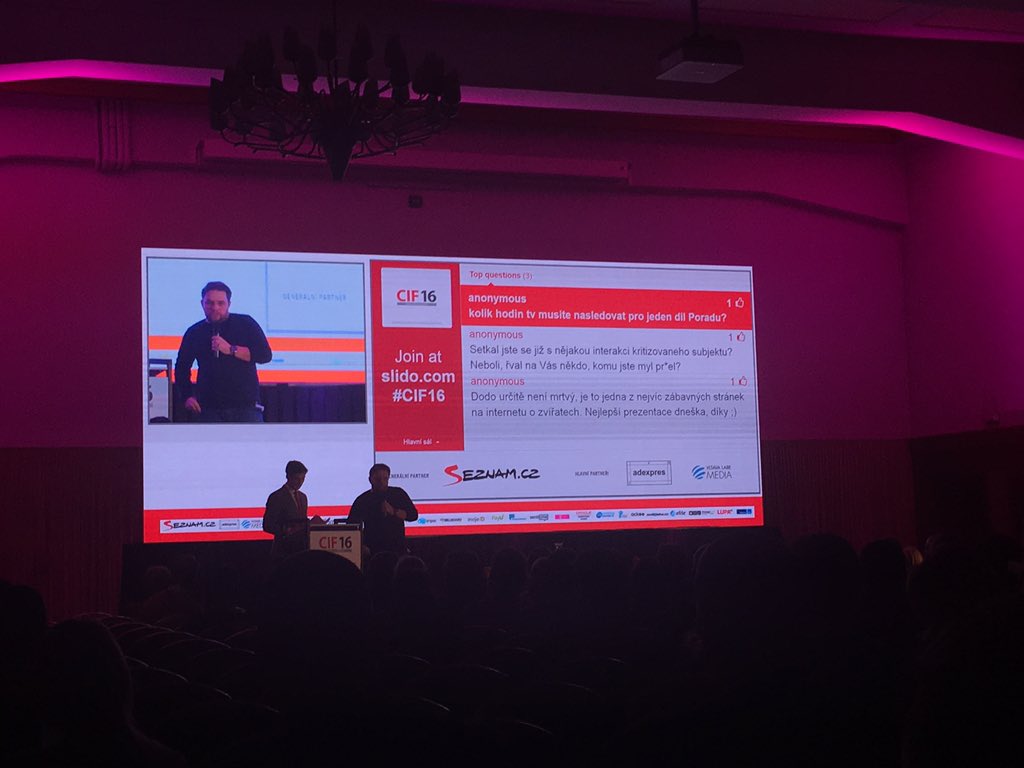 MartinRoman9's tweet photo. Největší moudro dneska na #CIF16 od @LudekStanek. "Choďte v půl třetí ráno do Blue Lightu!" https://t.co/U8rgJCGqTq