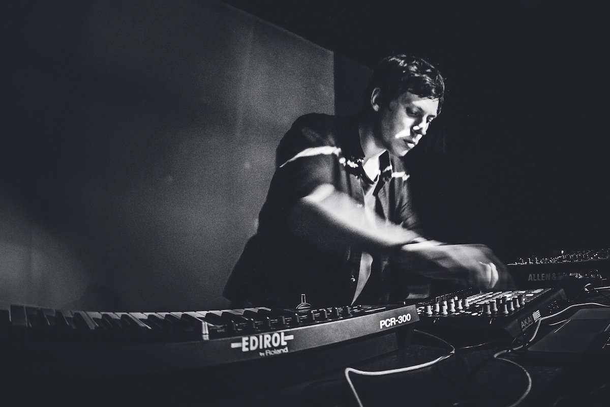 .<a href="/herecasually/">casuallyhere</a>'s new <a href="/HolographField/">Holographic Field</a> re-work is a powerful piece of electronics - tune in now... clashmusic.com/news/premiere-…