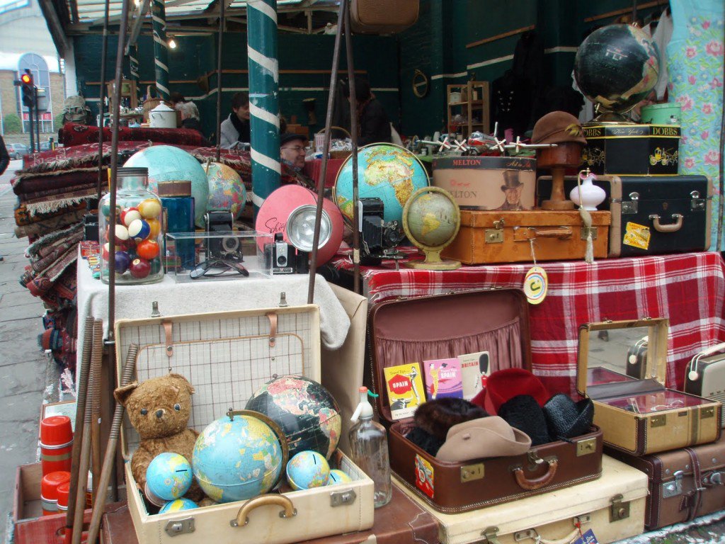 visitmalton's tweet photo. Malton's 'Antiques &amp; Lifestyle Indoor Market' runs Saturday 26 November in the Milton Rooms. 10-4pm - Perfect for gift ideas!! https://t.co/OFTrZsxBjd