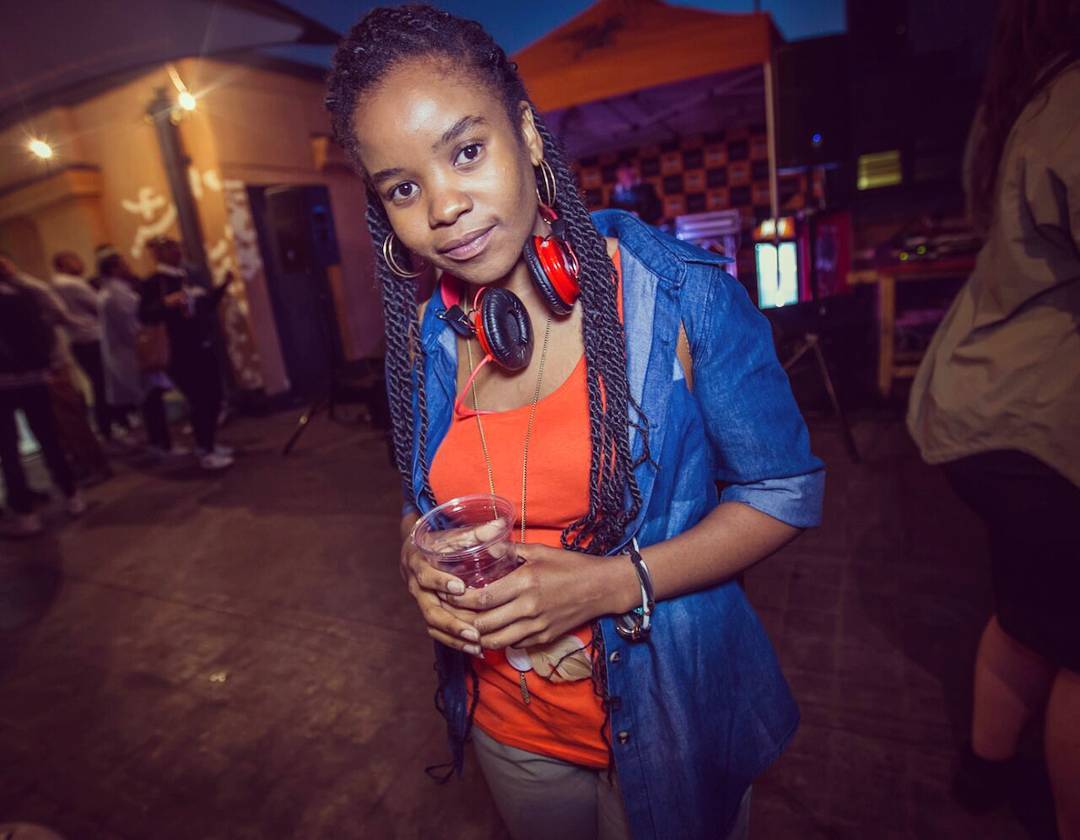 Word_Up_eZine's tweet photo. Watch @TheClara_T x @DropXVI - Words / Weapons [Video] https://t.co/Rz0gTfYzp7 #itsfreshdoe #KwaZuluNatal https://t.co/ySzJVAJAQO