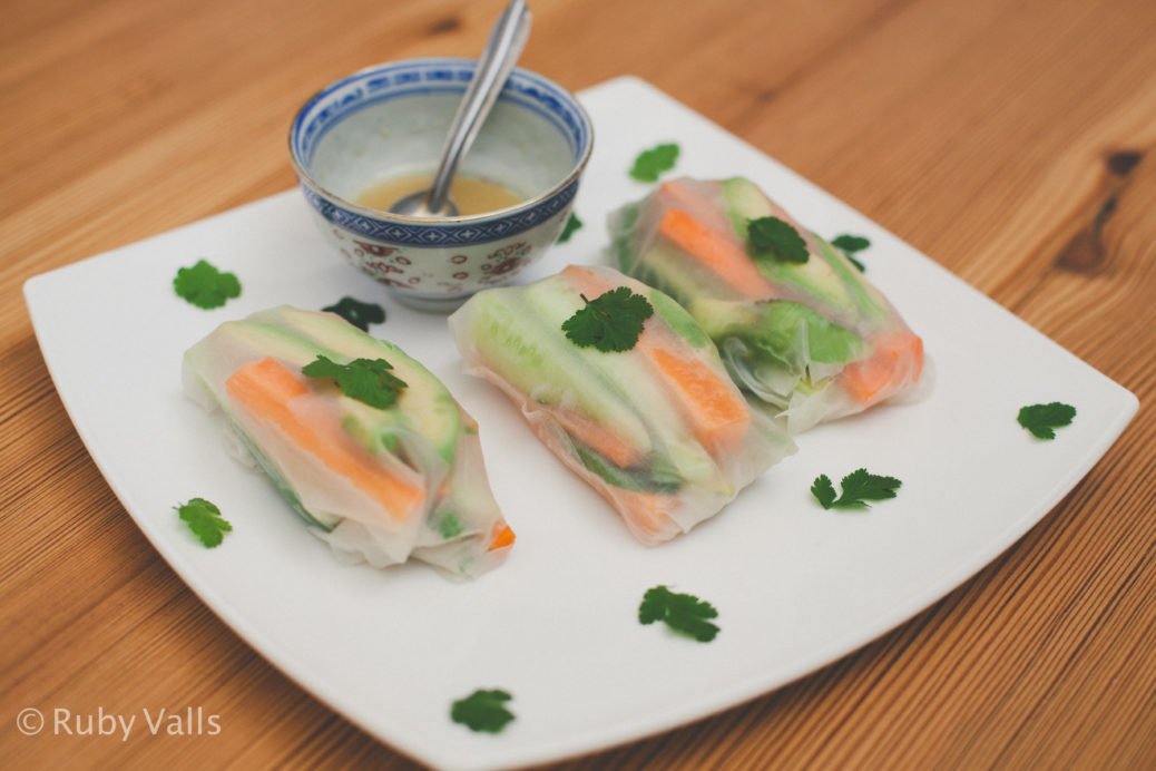 targstique's tweet photo. #ICRecipes Vietnamese Fresh Spring Rolls with IC hummus and IC friendly hummus sauce https://t.co/iL0pY9RzJ4 #InterstitialCystitis https://t.co/G4XMGJ199w