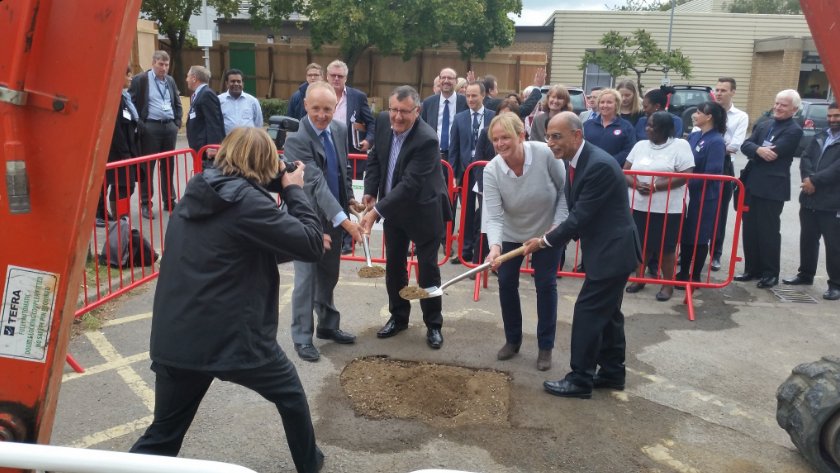 SweettGroup's tweet photo. |@FrimleyHealth and @kiergroup break the ground on the £10m maternity &amp; women's upgrade @WexhamMaternity for which we're providing #QS #PM https://t.co/JX7MSQHZfk