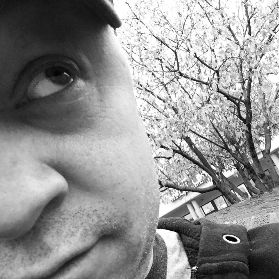 jphdznr's tweet photo. Oh #Colorado, I don't know why you have to be this way… 87 degrees one day and 37 the next. You kill me #Brr #Melancholy #BetterPlaces #Fall https://t.co/pUvpk4f6B8