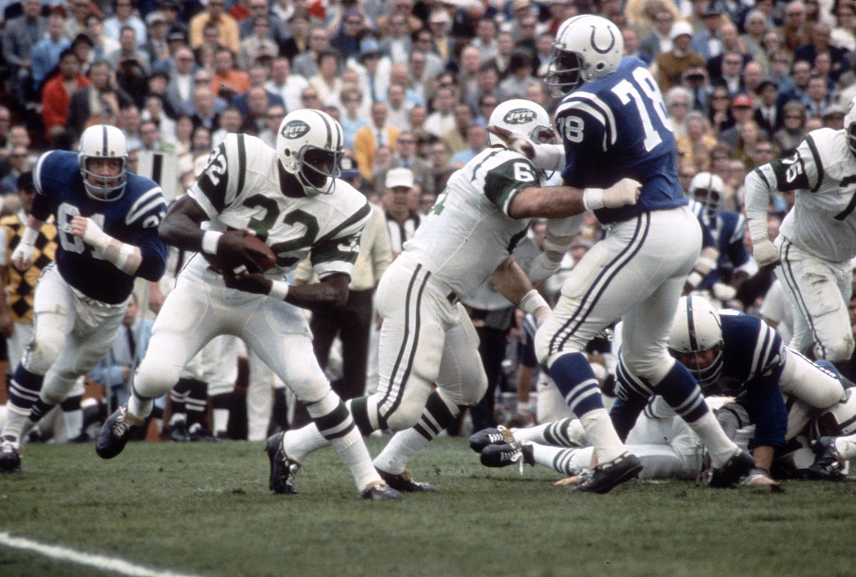 EmersonBoozer32's tweet photo. Hey #JetsNation, here r 4 vintage pix of #NYJetsLegend #EmersonBoozer #SBChamp @nflalumni @NFLLegends https://t.co/TgftLQeNJb