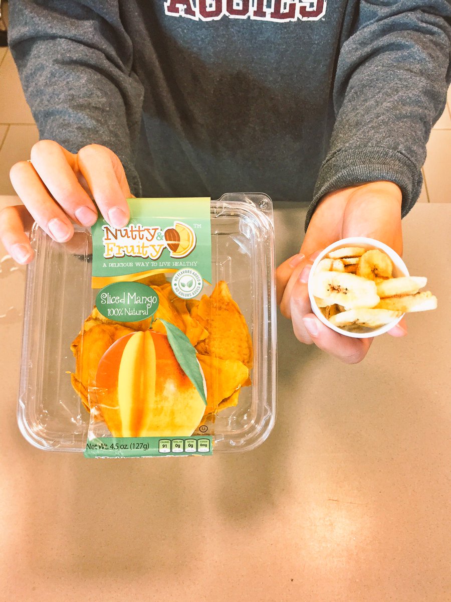 AggieNutrition's tweet photo. It takes two to mango! ππ»Stop by PDC and try some dried fruit before your workout. #quickenergy #gocarbs https://t.co/VYBH3T0YFu