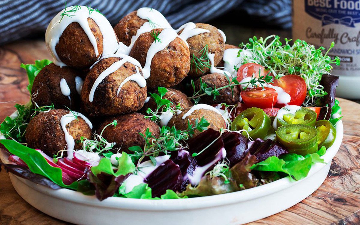 Vegan___Recipes's tweet photo. Sweet Potato and Red Onion Falafel [Vegan] https://t.co/pPMH4tO80g  #vegan #recipe https://t.co/O88Sx1SkuX