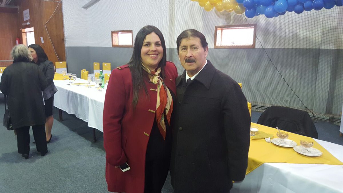Una dupla ganadora en beneficio de un Curaco de Vélez que avanza en desarrollo y mayor equidad.B7 y E1 concej. y alc. respectivamente.