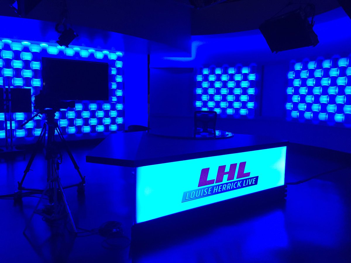 thefabulouskjg's tweet photo. A rare quiet moment on the set of #LHL on @ABCNotorious. But It all lights up again Thursday at 9/8c! https://t.co/auoDDEInKq