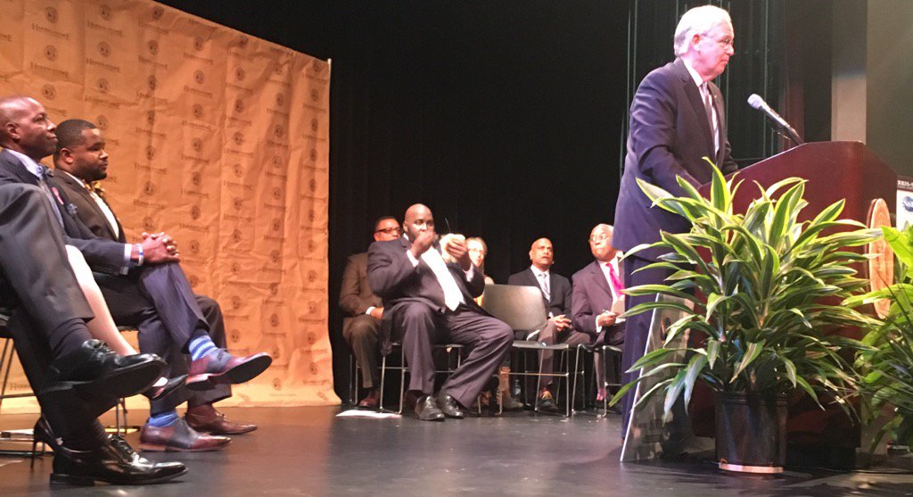#MoLSAMP Thank you Gov. Nixon for supporting NSF grant  and the MO Alliance at HarrisStowe.