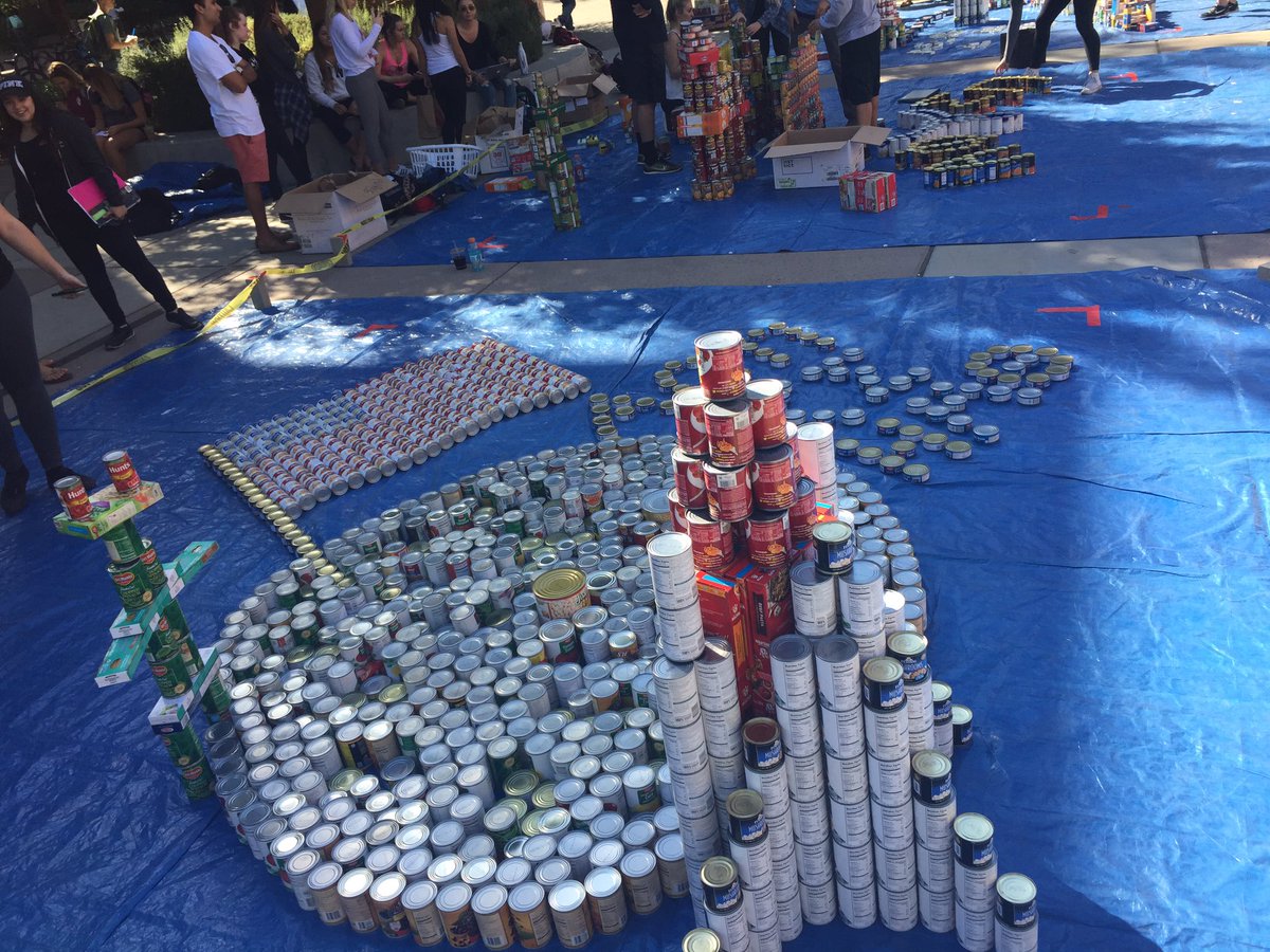 csucpanhellenic's tweet photo. #OutofThisWorld ΞΞΞ and ΞΞ£ and ΞΞΞΈ have finished with 30 minutes left! #greekweek16 https://t.co/i9ot0rwbci
