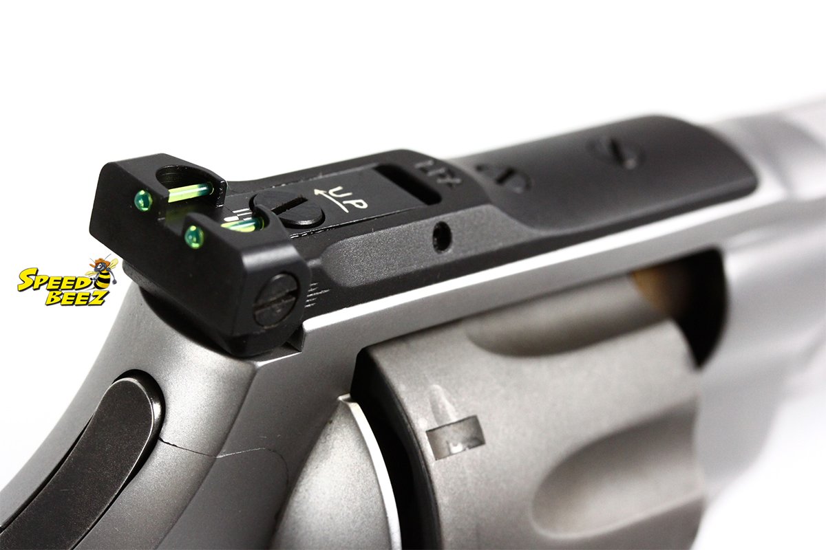 SpeedBeez's tweet image. RT if you’ve added LTA TXT Competitive Sights to your #Revolver!
bit.ly/2bEL8kA