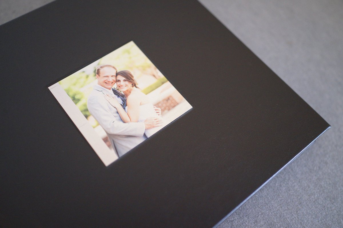 Forbeyon's tweet image. From start to finish Holly Birch Photography did a beautiful job with her client's album! &amp;lt;3