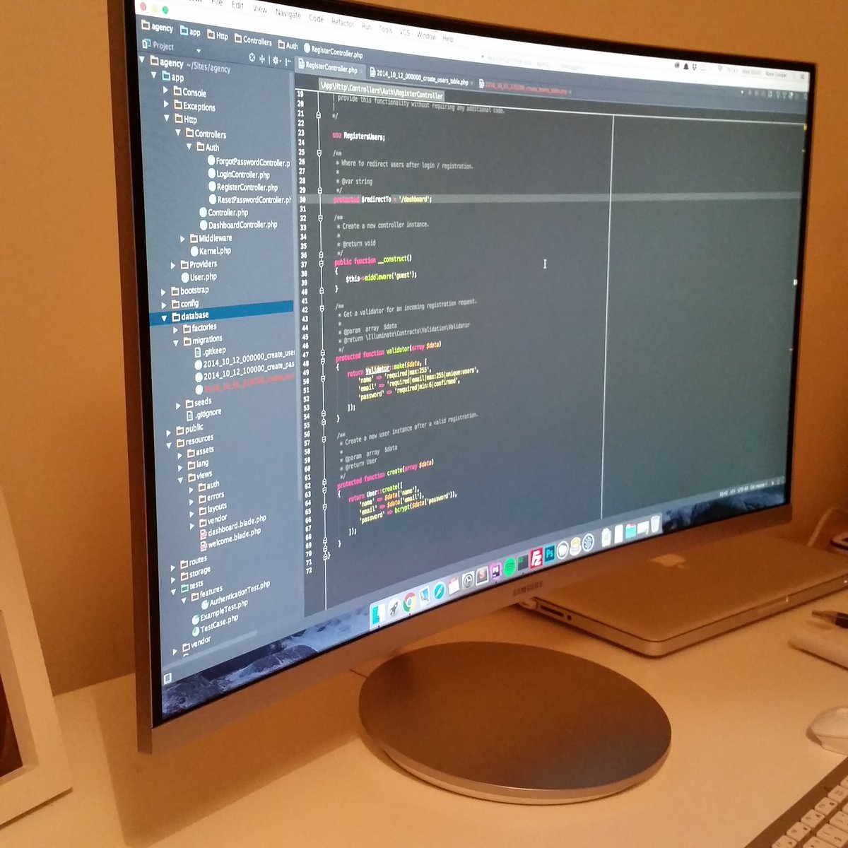 Ross_JCooper's tweet photo. It's all about coding on the curved monitor #codinglikeaboss #php #laravel https://t.co/6hXHigMDQZ