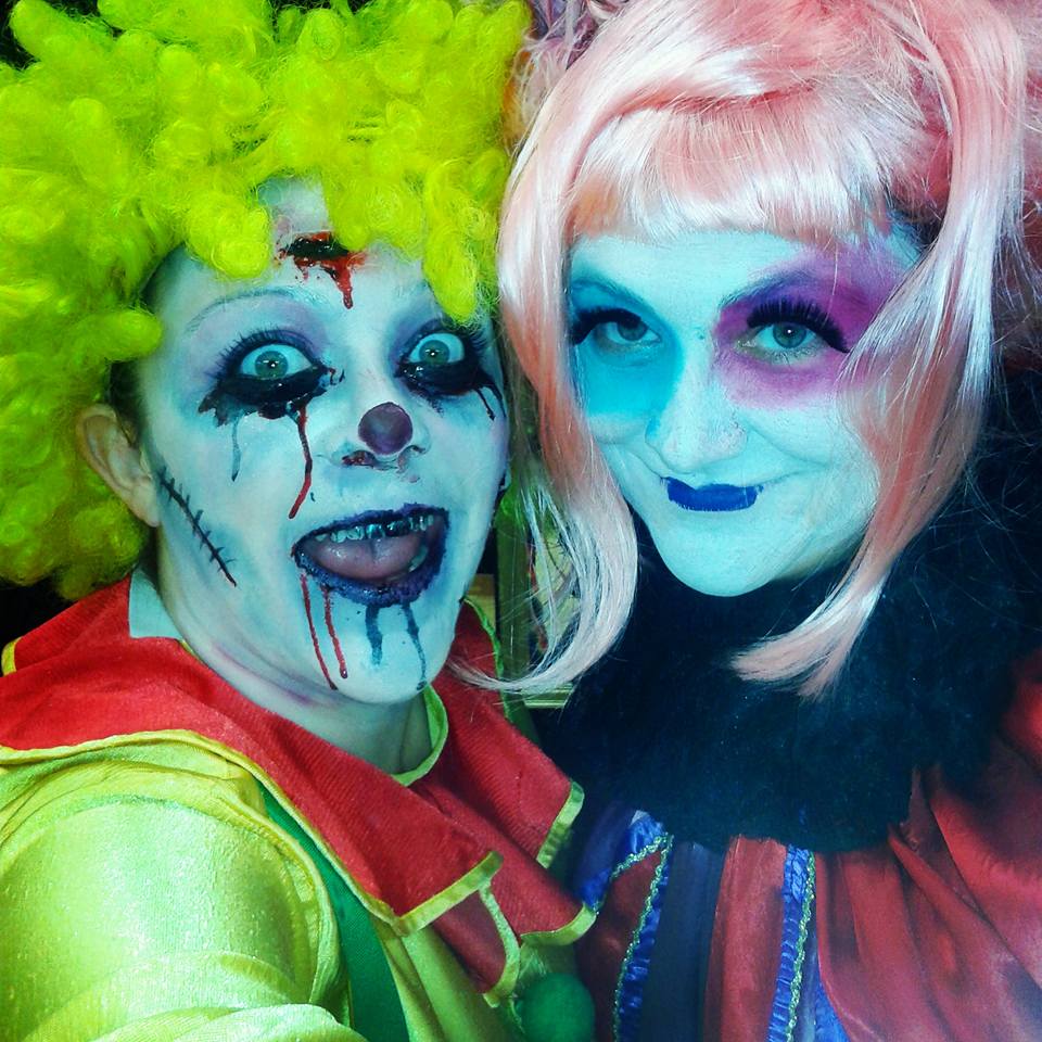 With all these #clown sightings, we felt a little left out... so we decided to join the party! Check today's <a href="/NSNPulse/">NorthShoreNewsPulse</a> #vancouver #halloween