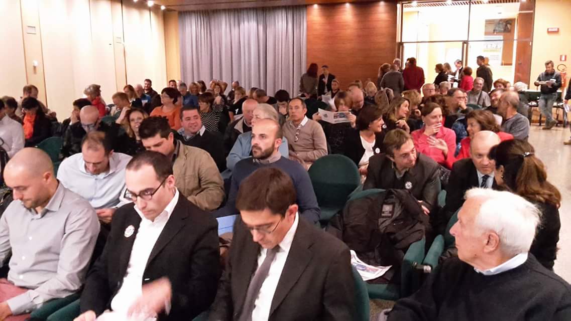Rep_Futura's tweet photo. Serata #thinkfuture e presentazione dei candidati: tanti gli interessati al futuro di #SanMarino 
#elezioni2016 #repubblicafutura https://t.co/YosgElAYm3