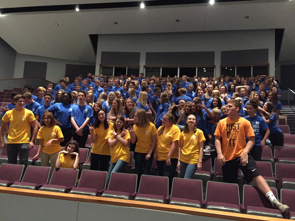 BuntynteachMHS's tweet photo. MHS Interact club is more than 300 strong.  Our students at MHS have a heart to serve!  @MHSinteract https://t.co/CTChcMKVED