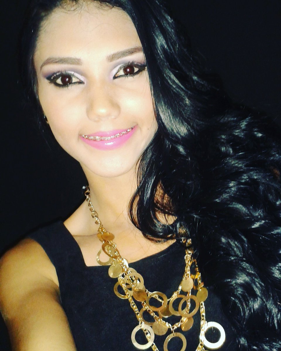 greimaryperez's tweet photo. @LaBomba_Televen #MissVenezuelaEnLaBomba si ella ganó el miss yo también puedo ? Que dicen ja ja ja Salidos desde barquisimeto los quiero https://t.co/3YCpbT2kqp