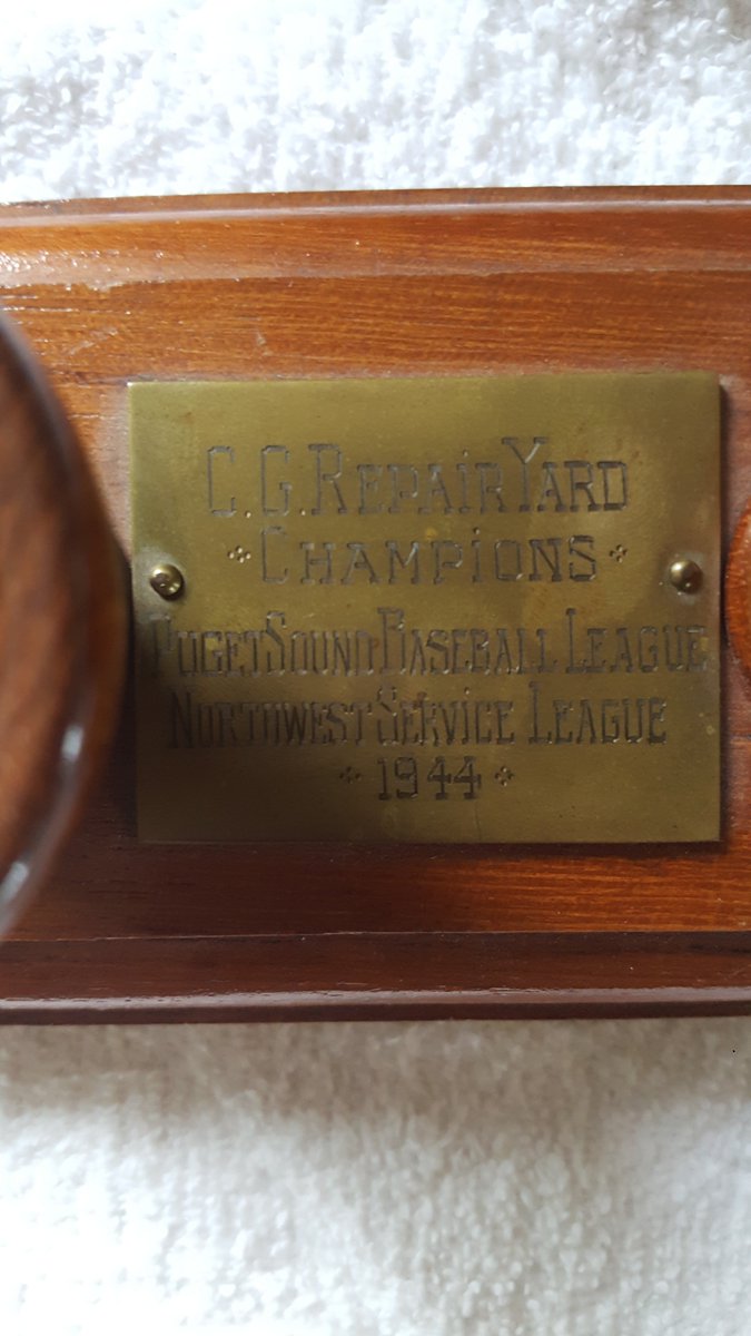 chuckgranade's tweet photo. Seeking background info & stories behind 1944 #CoastGuard Repair Yard #baseball championship. #PugetSoundBaseball #Seattle #FortLewis https://t.co/nX621LAdPy