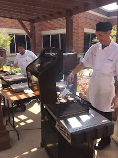 bethebenchmark's tweet photo. Weinberg Community Celebrates Diversity: https://t.co/B55iG4iPNw #diversity2016 @MorrisonCLiving #ourteamrocks https://t.co/YgXQ9h9JcC