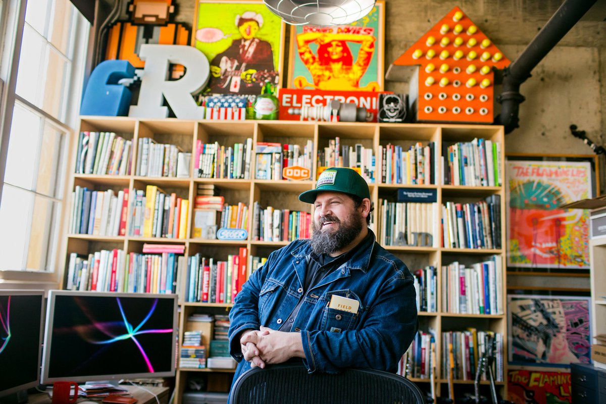 heysmartz's tweet photo. Another great year at the Swivel Digital Marketing Conference in Bend, Oregon! Thanks Aaron @Draplin for a killer talk! #swivelnow https://t.co/q3NzuLbG2V