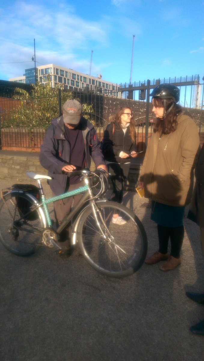 CommunityGtwy's tweet photo. Happy bikes, happy cyclists, happy #safetyweek2016, happy Grangetown! https://t.co/IzrAg37Gq4