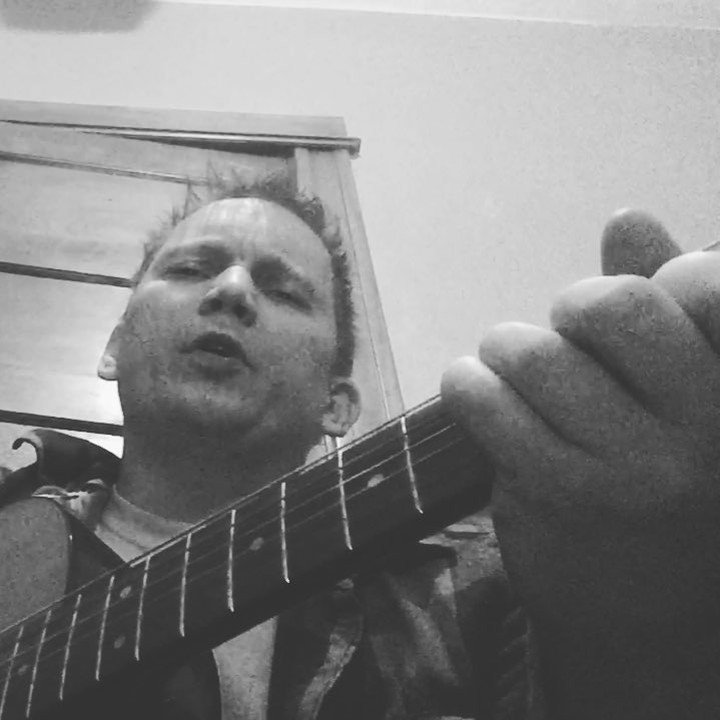 oddsoulsound's tweet image. #conversing #guitar and #vocal #practice this morning #bestimitationofmyself by #be folds Watch #Instavideo:http://…