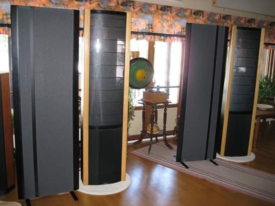 martin logan quest speakers