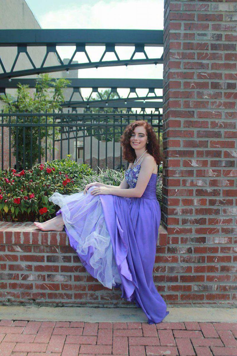 chlo_lo__'s tweet photo. Love this color :) #prettyinpurple https://t.co/25Ean9mZOd