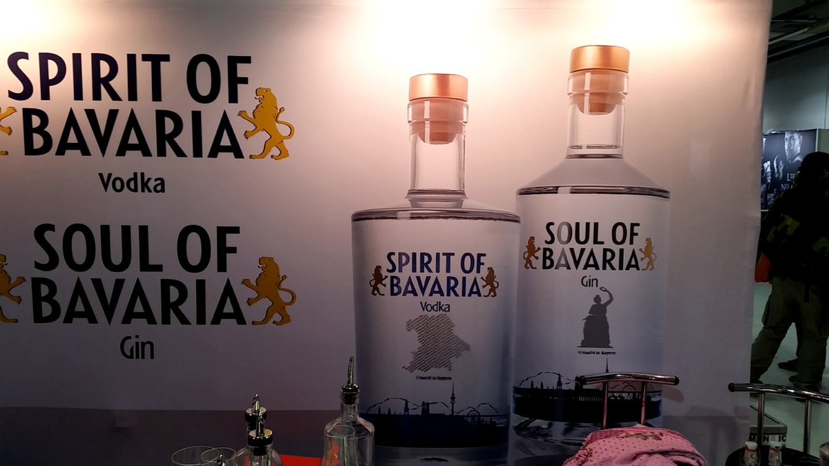 heckpiet's tweet photo. #soulofbavaria Gin sehr spannender GIN #BARCONVENTBERLIN #BCB16 https://t.co/IIVzFDbifI