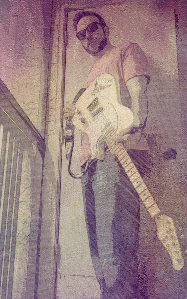 JeredRutan's tweet photo. I'm not a very good model.
#model #composer #indiefilm #indiedev #love #insertrandomhashtaghere https://t.co/bGg16bcoOW