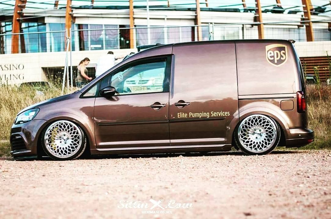 ListersVWVans's tweet photo. Adrian Hartshorne's stunning slammed Caddy, setting the bar high.
Any more #vanatics want to share your pride & joy? https://t.co/uFNo56CmcG