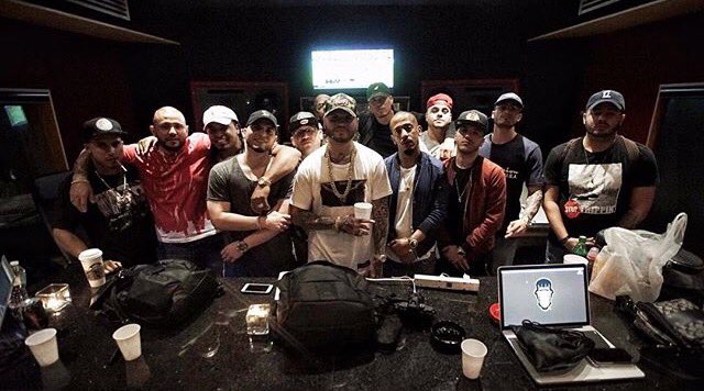 FarrukoOfficial's tweet photo. Anoche reunido con el Escuadron Suicida, #TrapXFicante apretamos el boton rojo! https://t.co/NOt3qmctIY