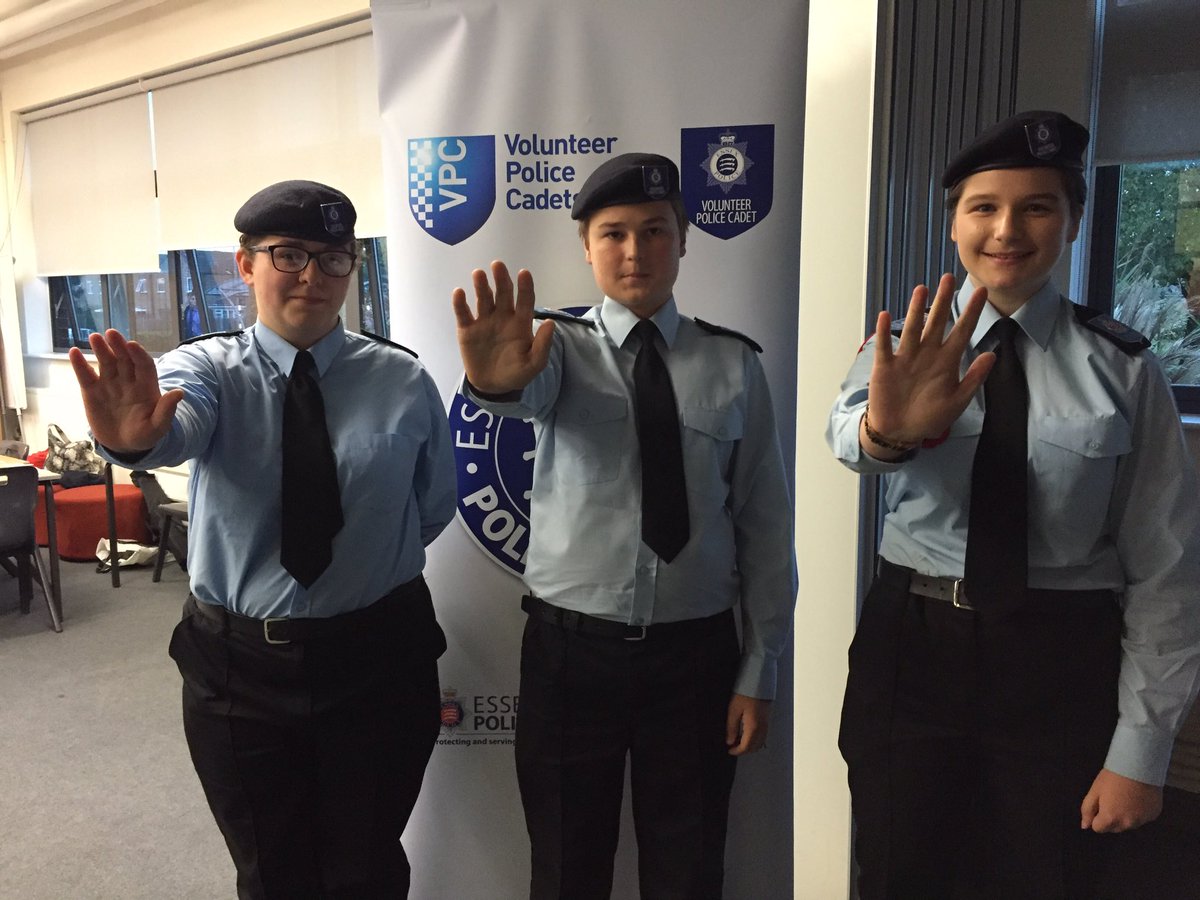 EssexPoliceUK's tweet image. #WeStandTogether with our #Chelmsford + #Maldon Volunteer Police Cadets to #StopTheHate for #NHCAW goo.gl/emNe8Q