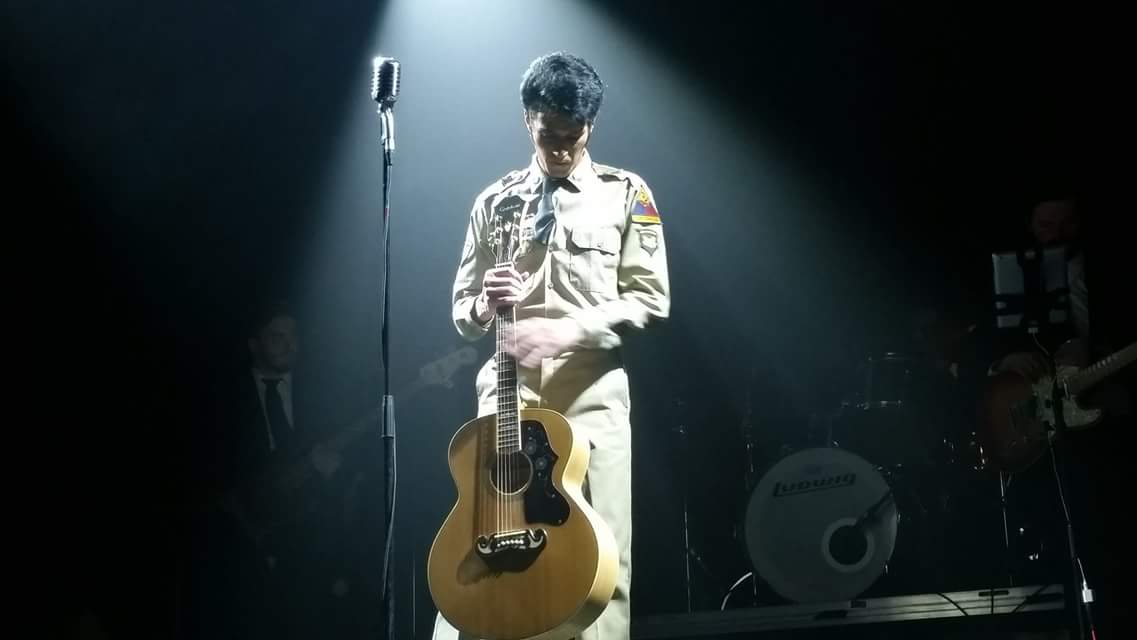 johncarpelvis's tweet photo. #show #ElvisPresley #tribute #spectacles #costumes  #history https://t.co/DKhIHPC70p