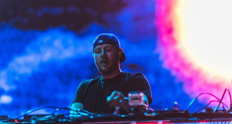 . @EricPrydz Teases New Material In This Mysterious Tweet [STREAM]

edmsauce.com/2016/10/11/648…