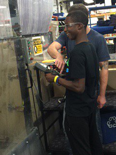 MfgRenChicago's tweet photo. #ManufacturingConnect students spend @MfgDay @FreedmanSeating #ManufacturingWorks4All https://t.co/xltOQcPlFL