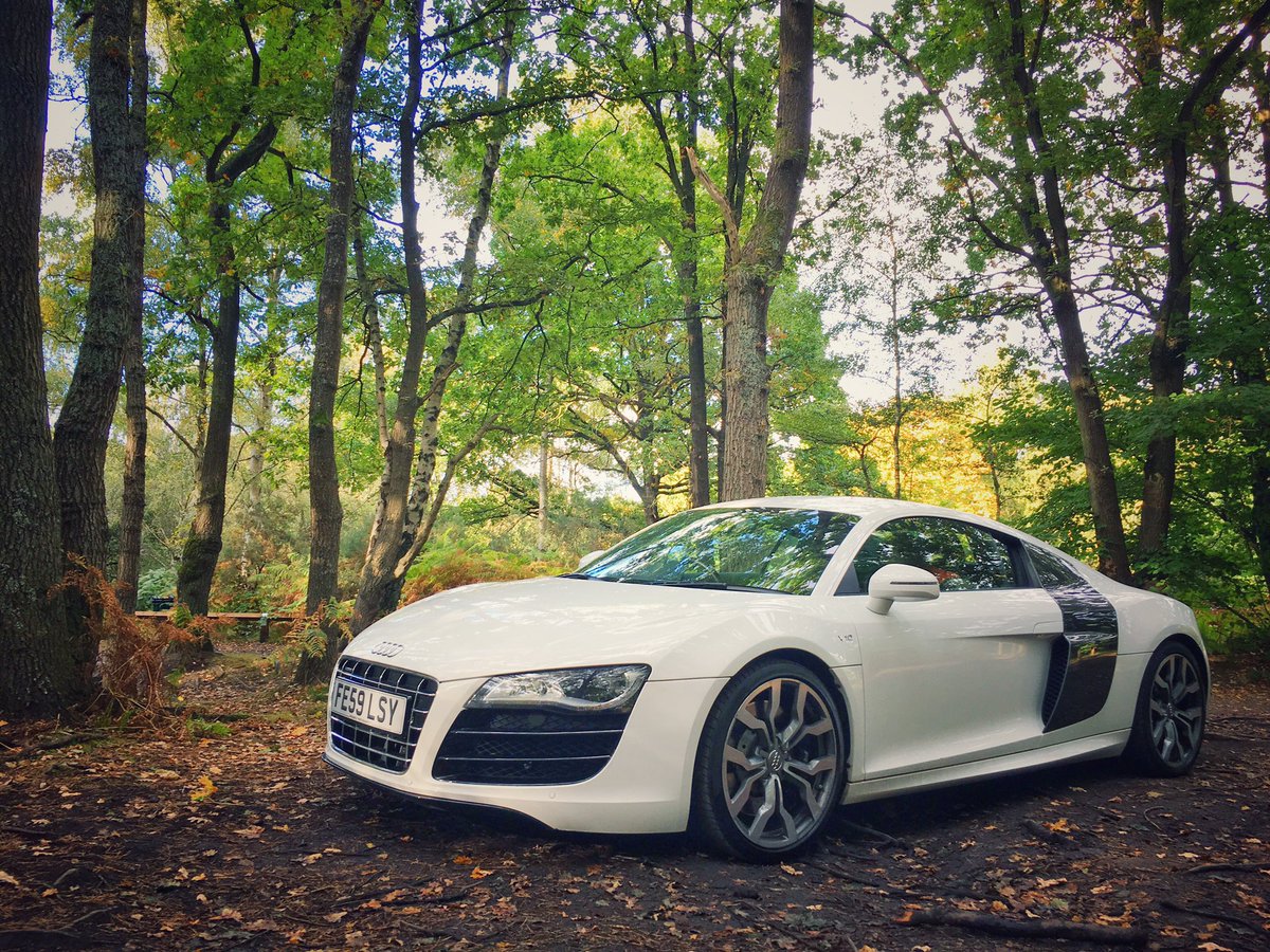 OMGitsAliA's tweet photo. Although today when we arrived at the "car park" I questioned why I brought the R8... 🙈 Still love driving this car everyday! 🚗💙 https://t.co/tfYneejHoa