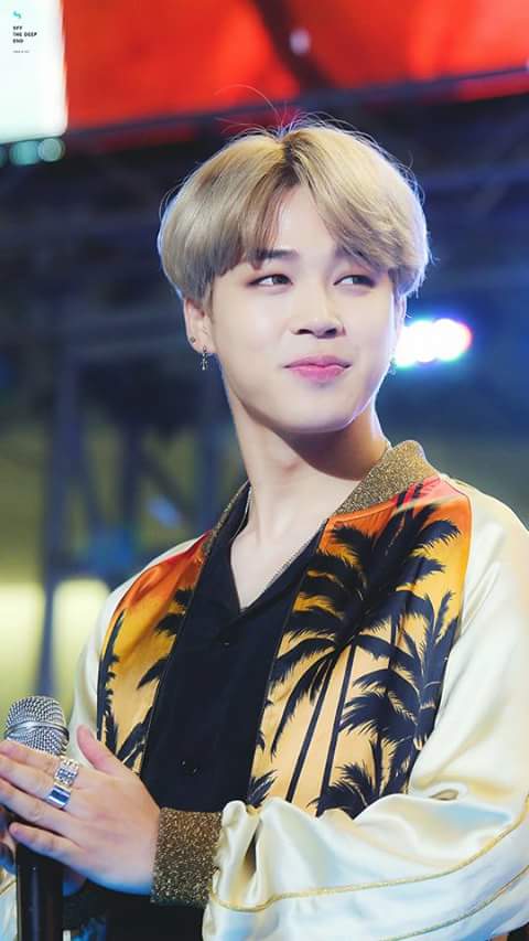 Minmifk's tweet image. Hoy es el cumple de un hombrecito a quien amo un montón capaz nunca veo esto pero lo amo ba mas alla de una admiración ♡
#HappyJiminDay 💓