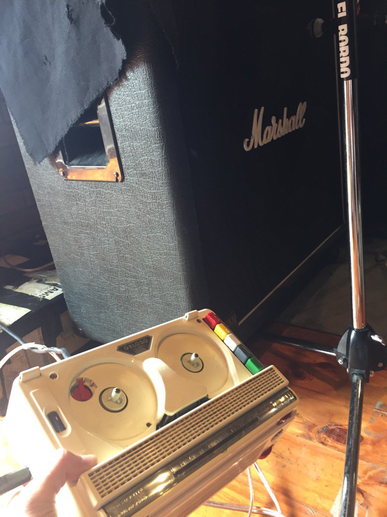 alejandrokurz's tweet photo. Buscando algunos sonidos vintage con un Geloso como amplificador. https://t.co/eNdrQHlOXu
