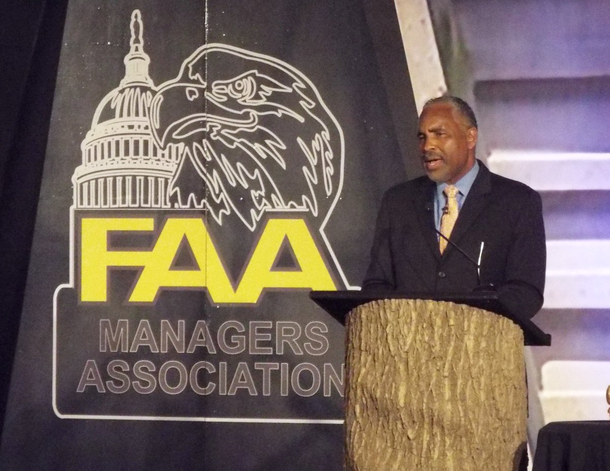 FAAManagers's tweet photo. Vaughn Turner FAA Vice President Technical Operations Addresses the Delegates at the 36th Annual Gathering of Eagles #FAAMA2016 https://t.co/8Gh1n9QXw4